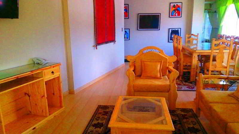 Almudena Apartahotel La Paz